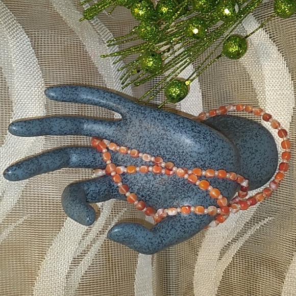 AMAZING 30 Inch Orange Agate Beaded Necklace - Picture 8 of 9